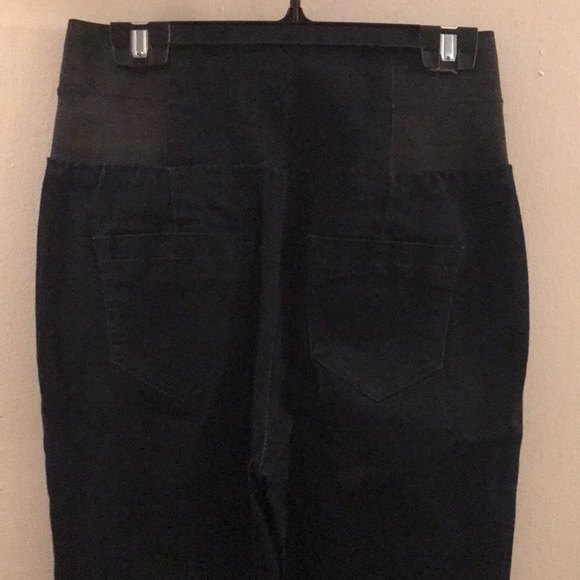 Boom Boom Jeans (M) - Picture 4 of 5